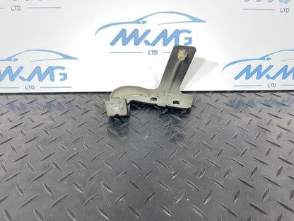 12-18 BMW F30 F31 F35 GENUINE  Left fender wing mounting bracket 7235821