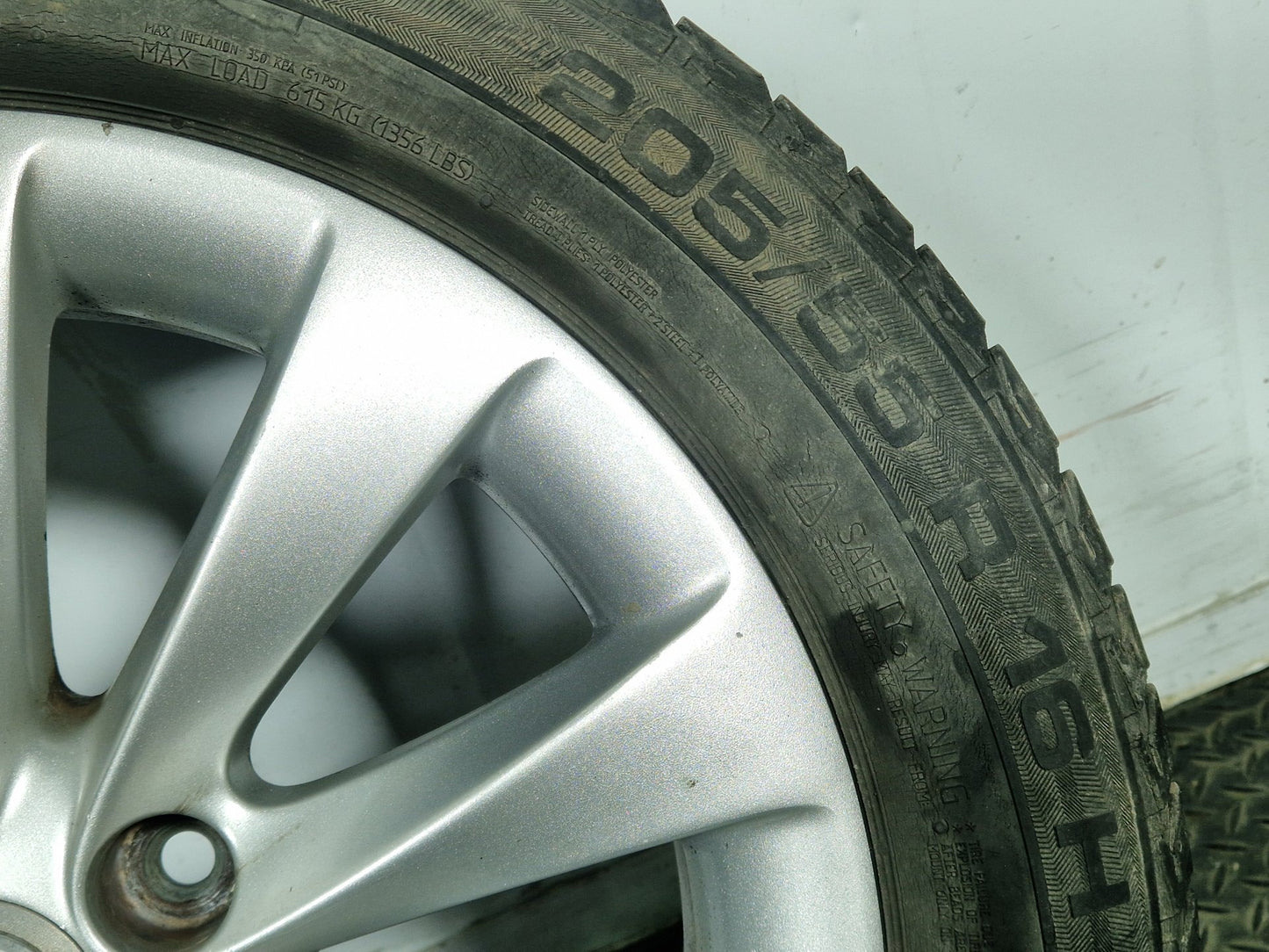 Vauxhall Meriva MK2 16" Alloy Wheel with Tyre 3mm 205/55/16