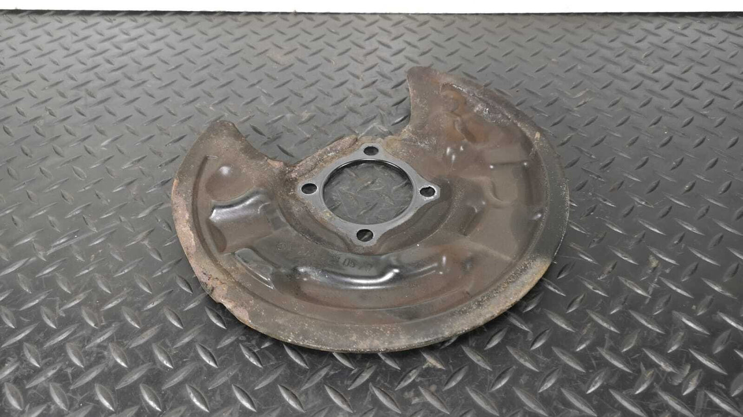 MERCEDES B A-CLA W177 W176 W246 DIRVER SIDE REAR HUB COVER PLATE A2464230520