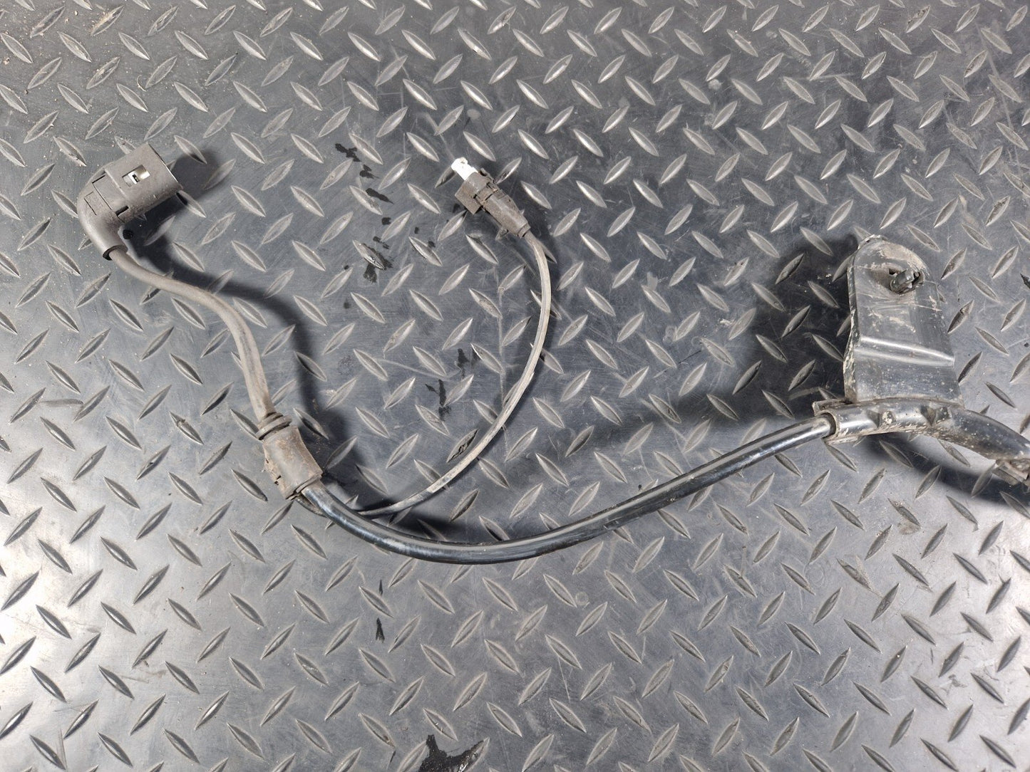 18-ON MERCEDES BENZ A CLASS W177 REAR LEFT N/S/R ABS WIRING LOOM A2475401100