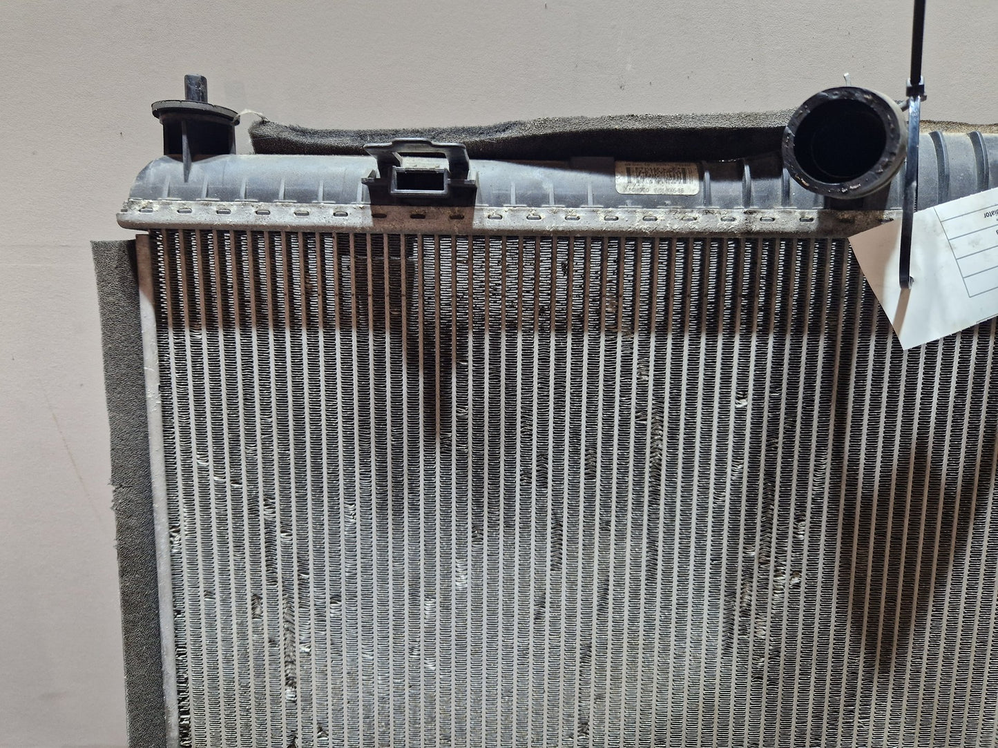 Ford Fiesta 1.6LL Petrol 88.0kw HXJB Genuine Water Coolant Radiator 8V51-8005-BE