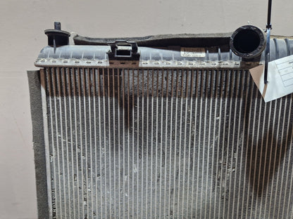 Ford Fiesta 1.6LL Petrol 88.0kw HXJB Genuine Water Coolant Radiator 8V51-8005-BE