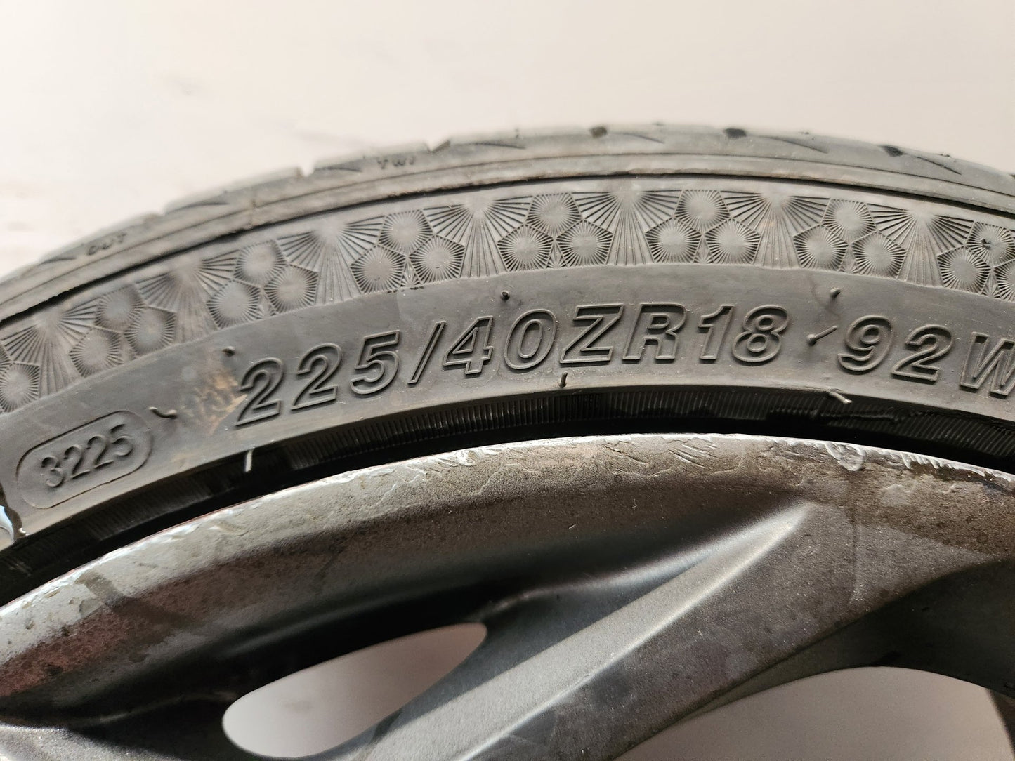 Renault Mégane MK3 (Ph2) (X95) 18" Alloy Wheel with Tyre 225/40/18 ~6mm
