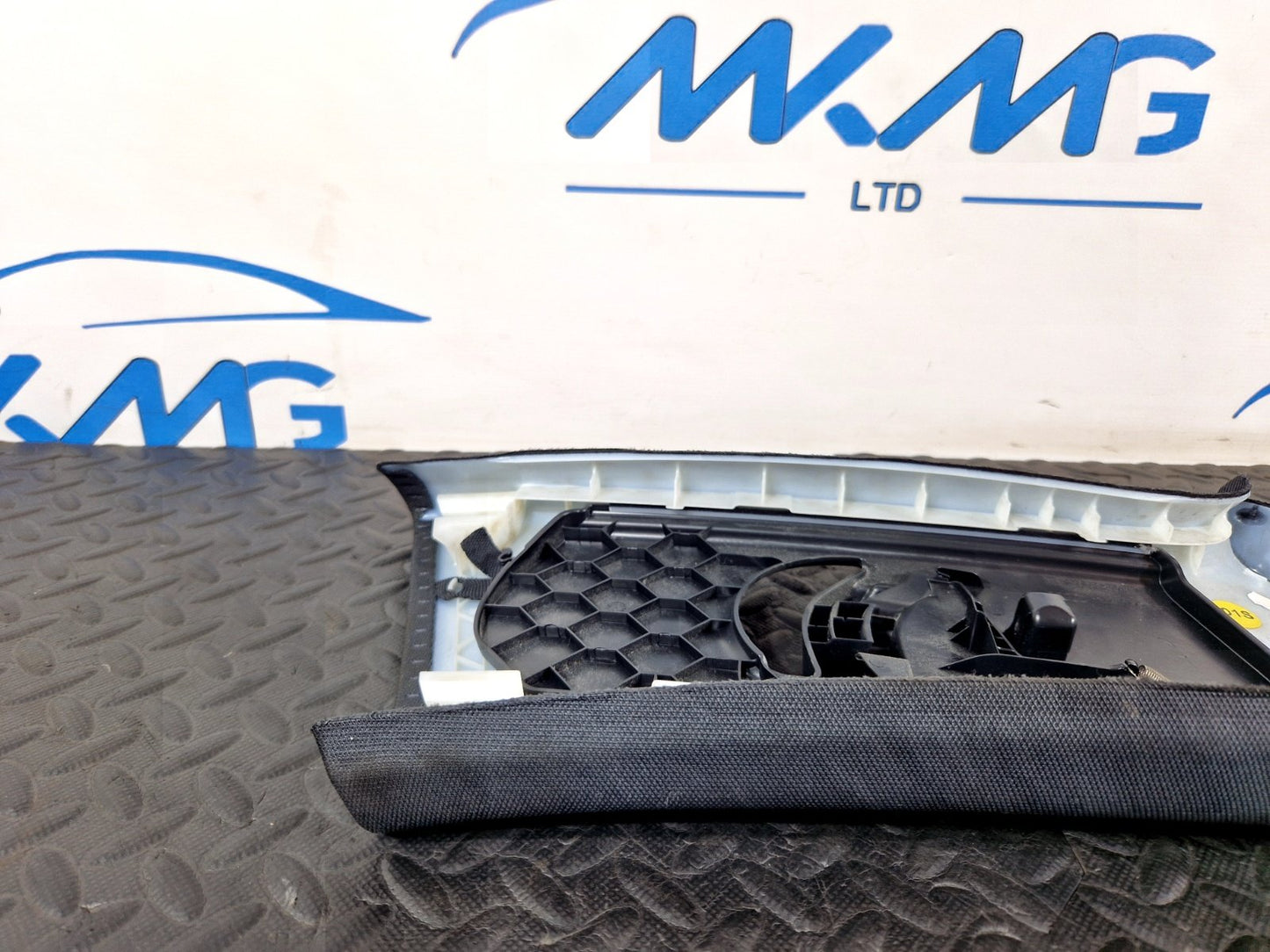 16-19 AUDI A4 B9 LEFT PASSENGER SIDE UPPER B PILLAR TRIM COVER PANEL 8W0867243D