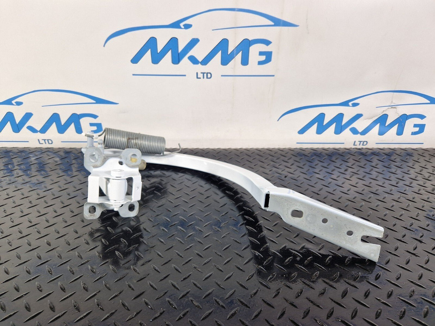 16-23 AUDI S5 COUPE GENUINE REAR TAILGATE BOOTLID HINGE RIGHT SIDE 8W6827302