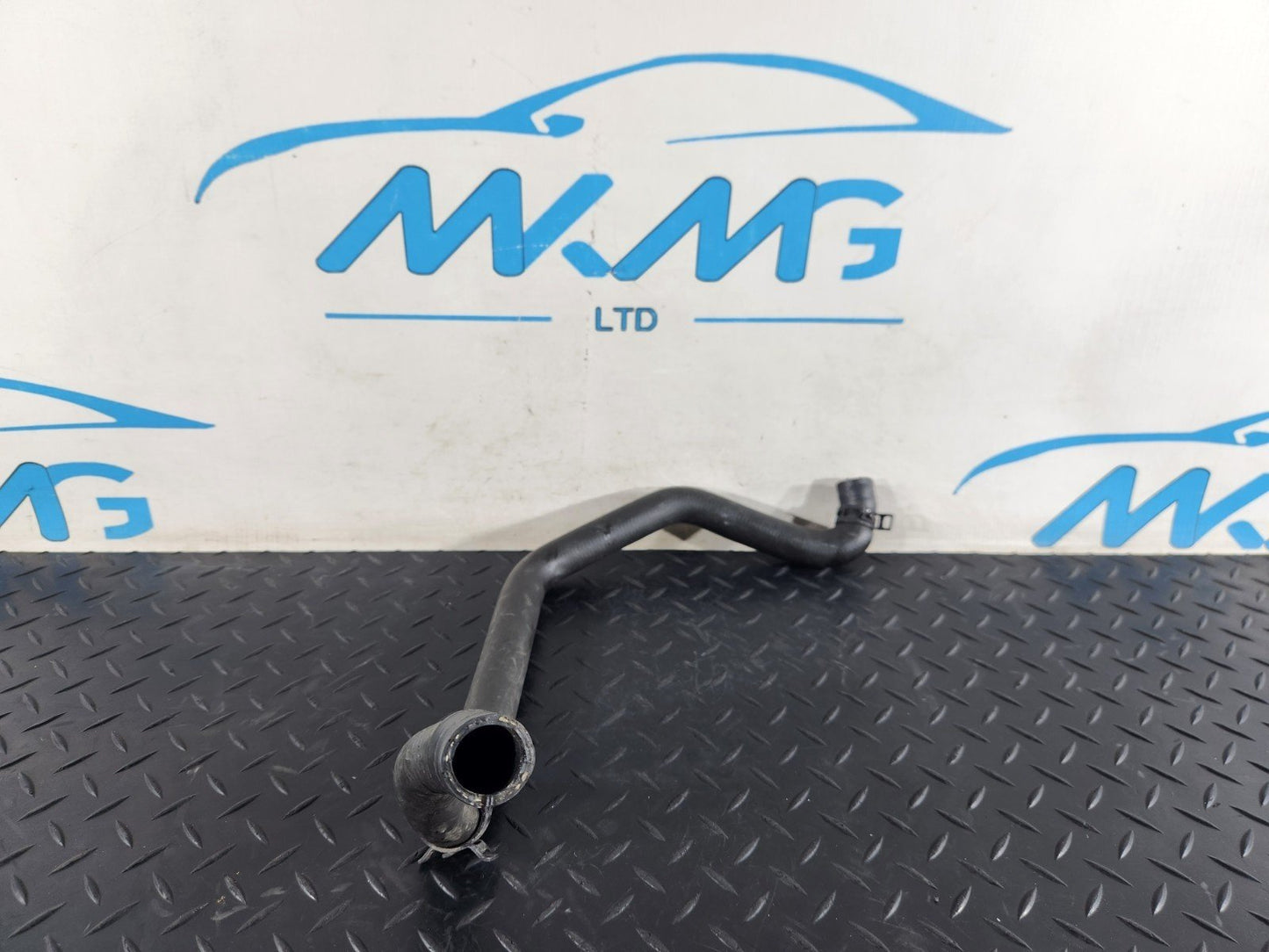 14-20 Mercedes Benz GLA 200 X156 Genuine Engine Water Coolant Pipe A2468303496