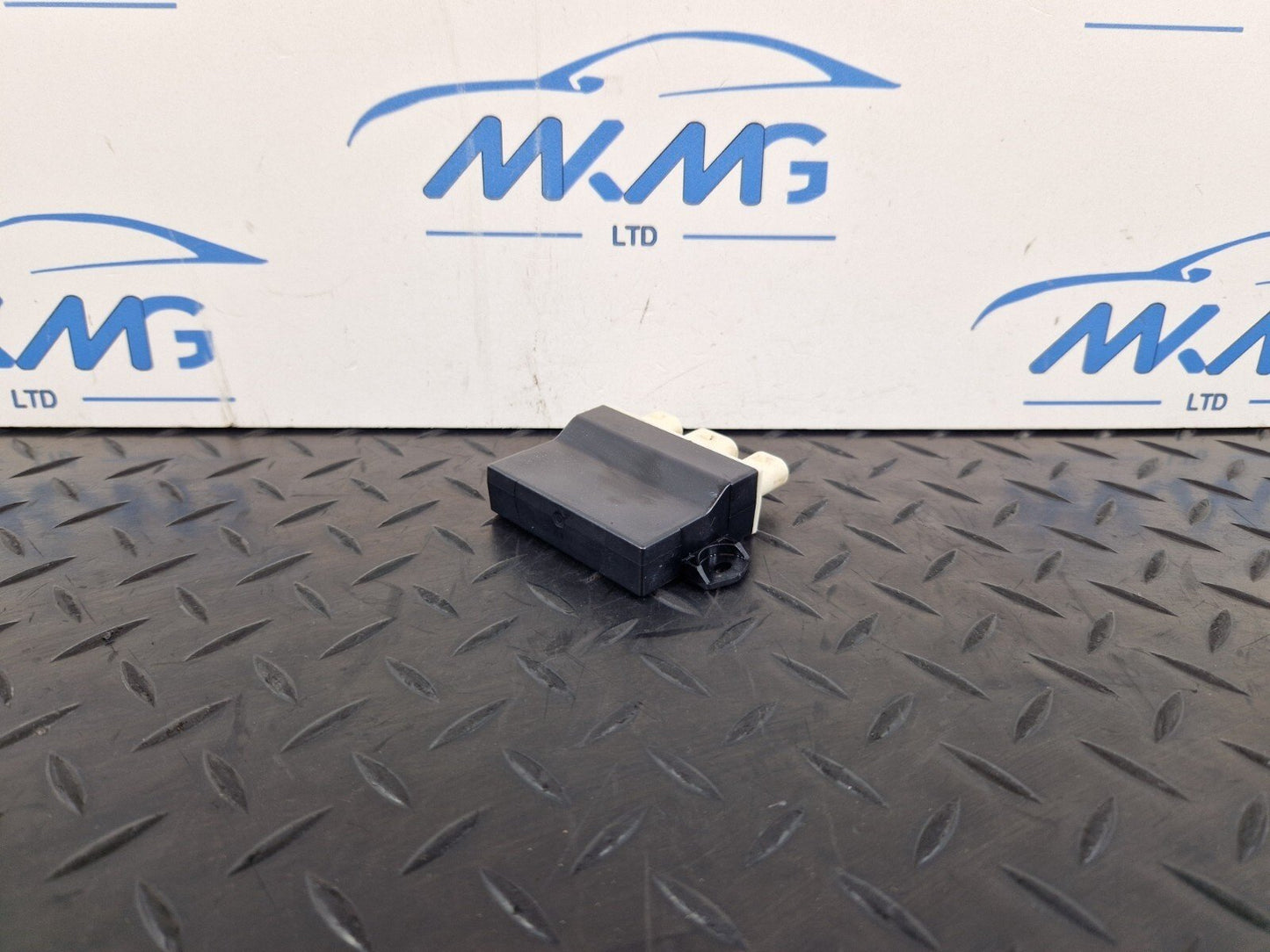 14-21 MERCEDES C CLASS W205 GENUINE TRUNK TAILGATE BOOT OPENING CONTROL MODULE