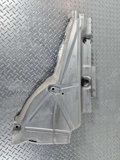 11-19 MERCEDES BENZ ML W166 LEFT REAR UNDERTRAY SPLASH GUARD COVER A1666100008