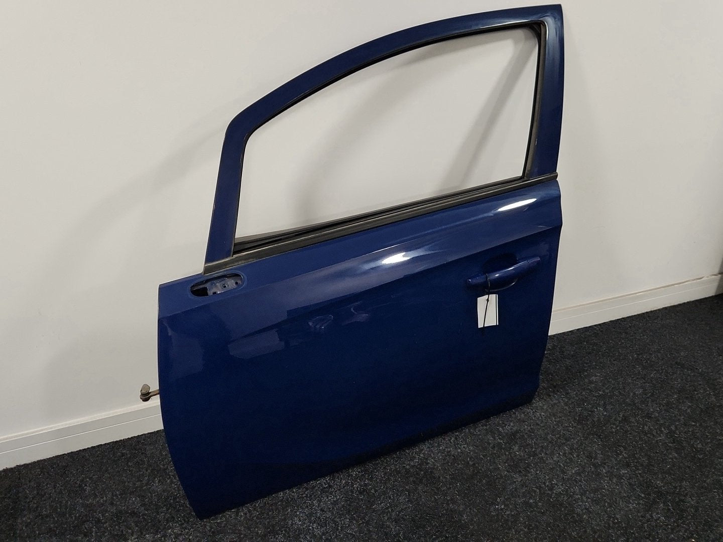 Vauxhall Corsa MK4 (4500) Hatchback Front Left Passenger Complete Door in Blue
