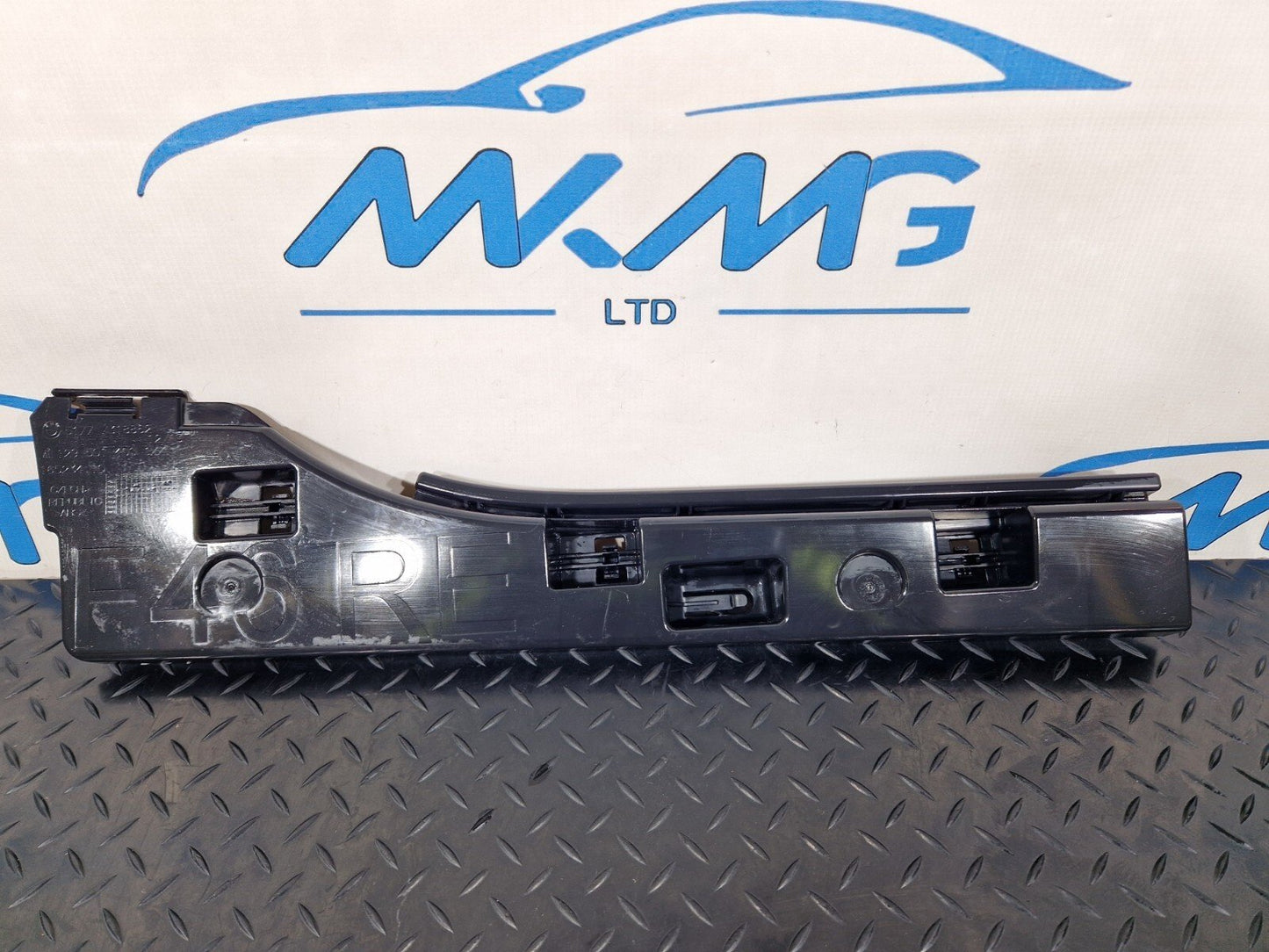 14-21 BMW 2 SERIES F45 F46 GENUINE REAR RIGHT SIDE SKIRT BRACKET 7318862