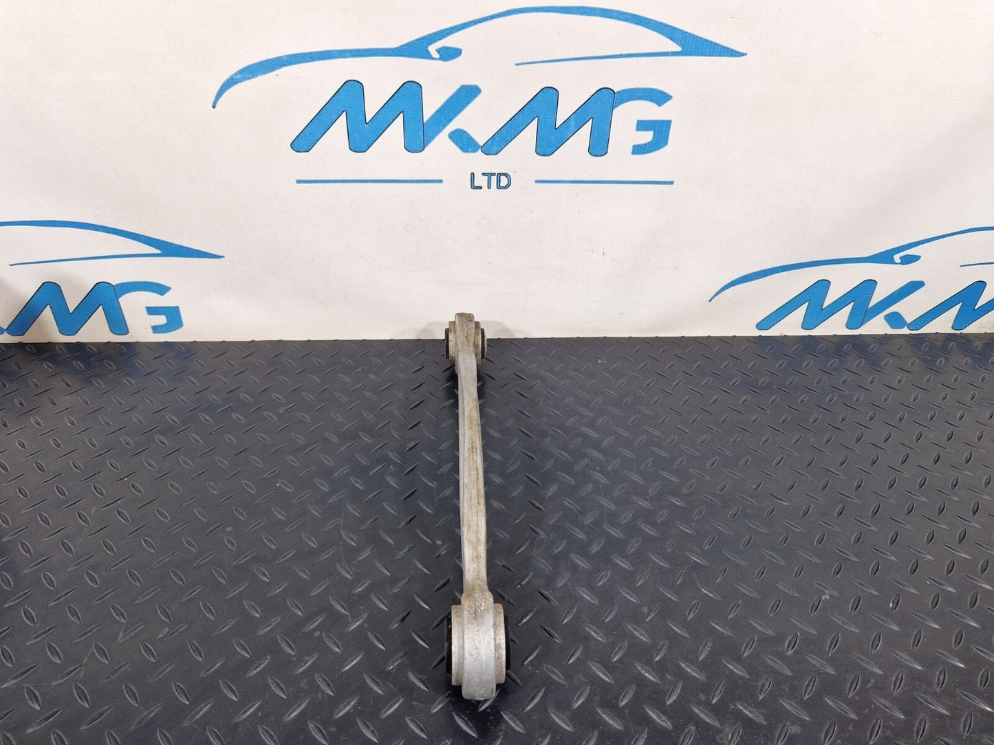 14-21 MERCEDES BENZ C200d W205 REAR LEFT N/S WISHBONE CONTROL ARM A2043502106