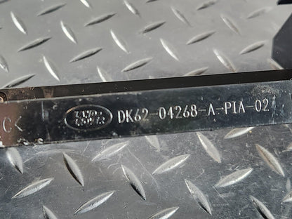 13-23 RANGE ROVER SPORT L494  CENTRE CONSOLE BRACKET MOUNT DK62-04268-A