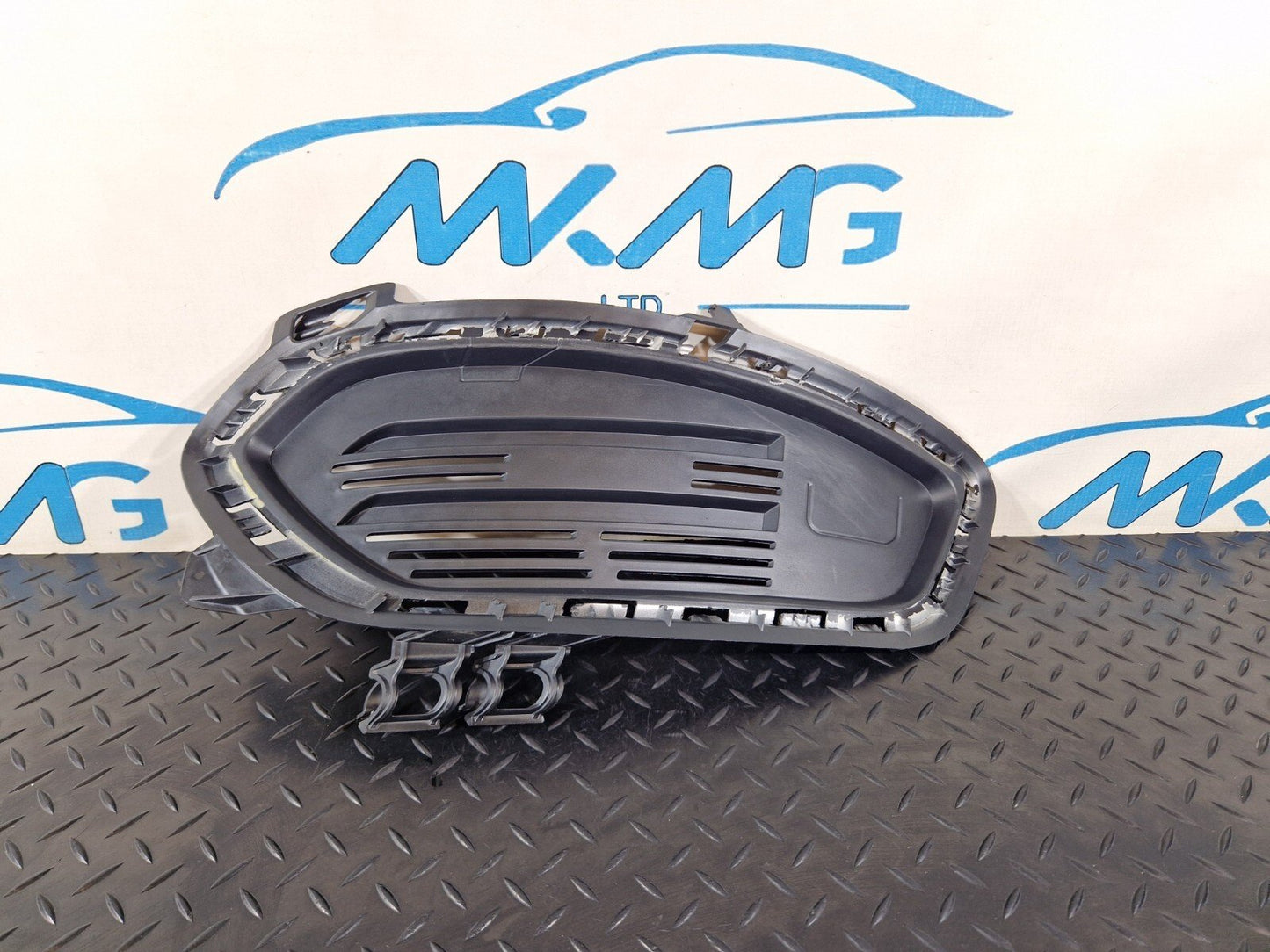 13-19 MERCEDES BENZ CLA C117 AMG RIGHT DRIVER SIDE FRONT BUMPER A1178852322