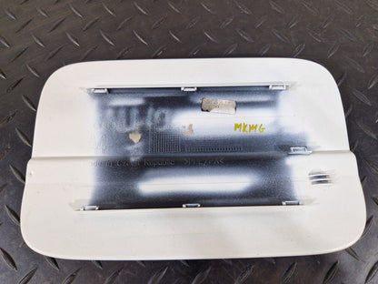 16-19 AUDI A4 B9 GENUINE FUEL FILLER FLAP DOOR COVER IN WHITE LS9R 8W0809907