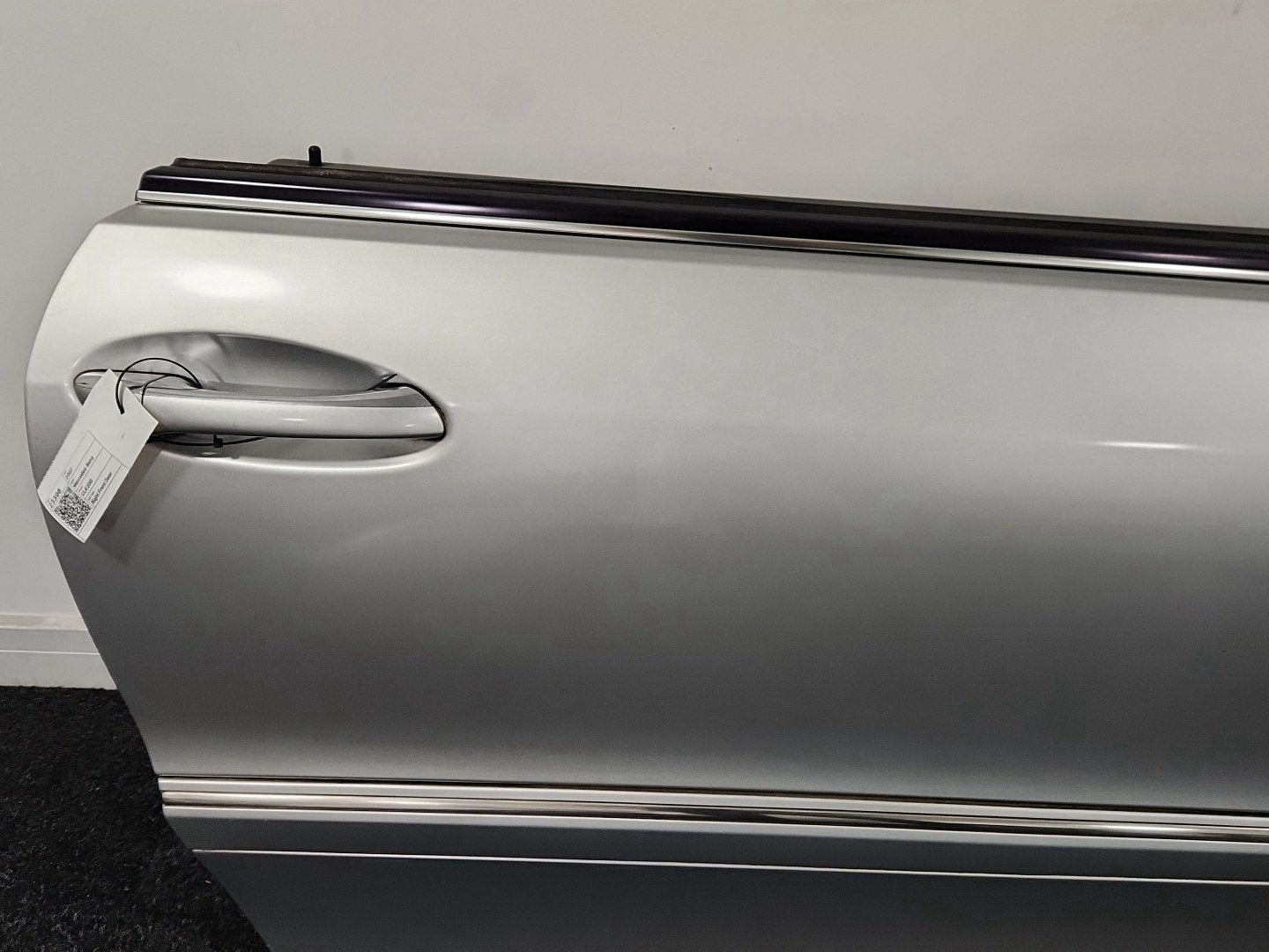 Mercedes CLK-Class C209 Convertible Front Right Complete Door in Iridium Silver