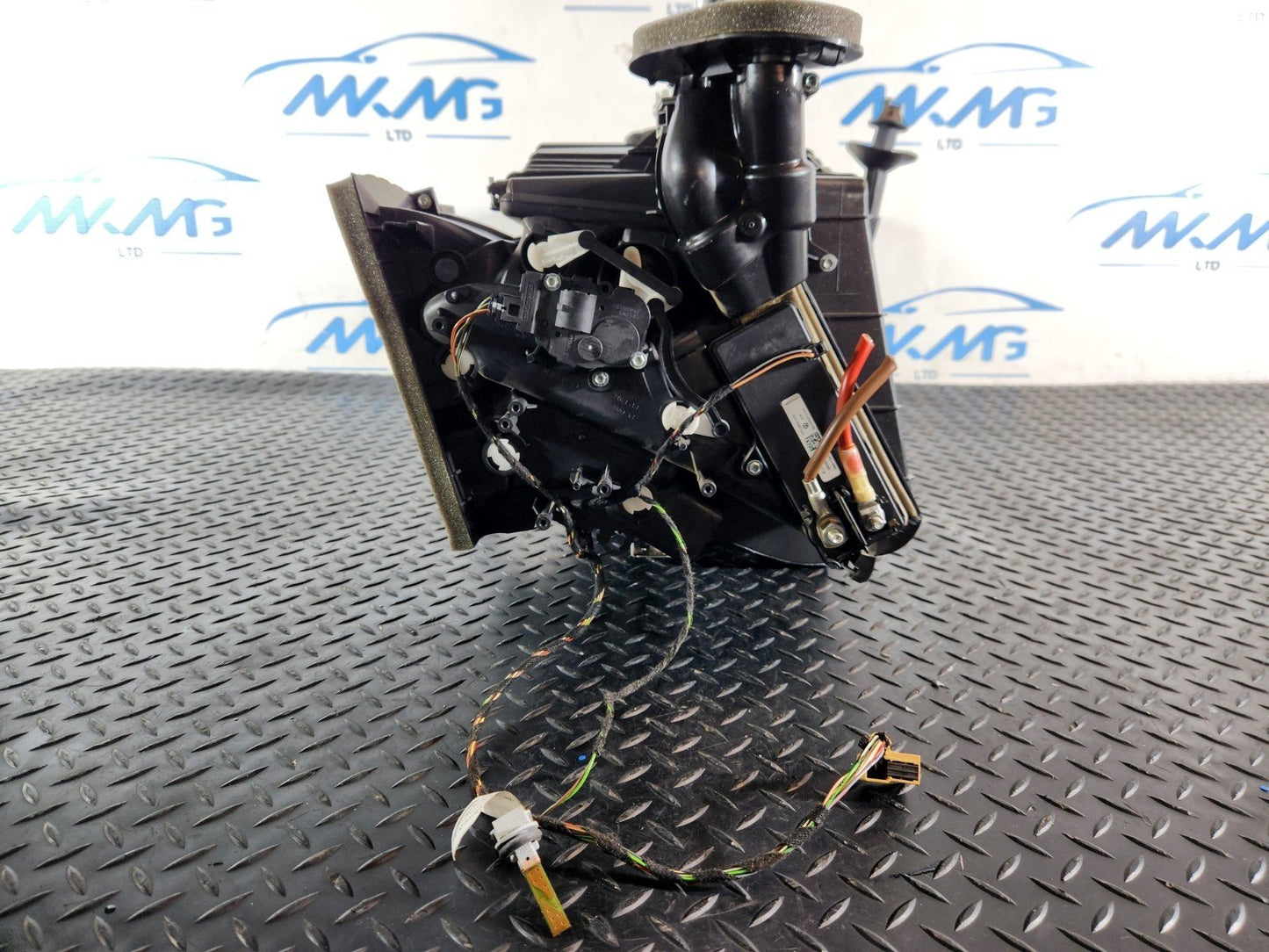 10-18 VW TOUAREG 7P GENUINE HEATER MATRIX BOX 7P2820005K 7P0820679A 7P0963235