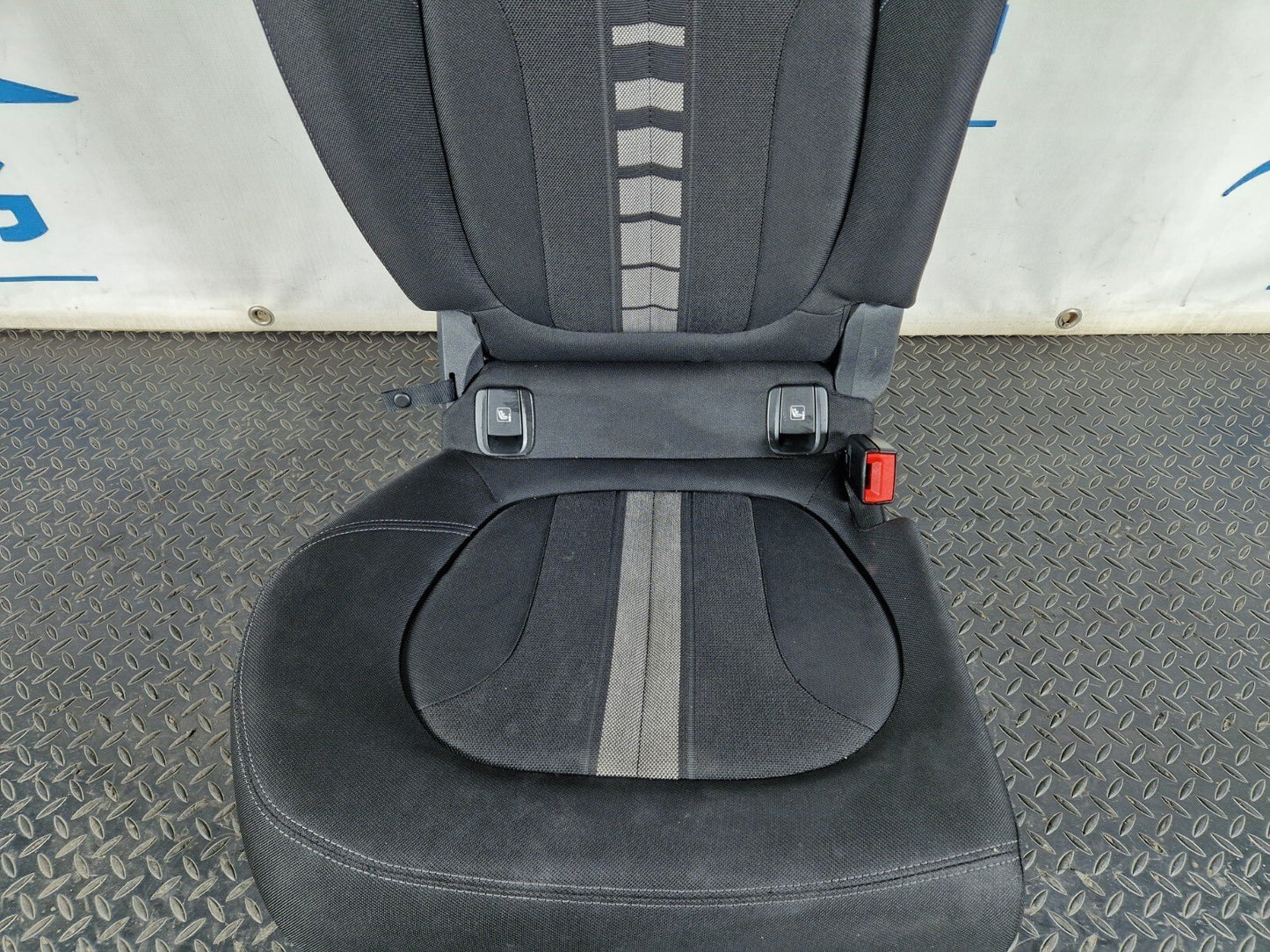 16-22 BMW X1 F48 GENUINE OEM REAR RIGHT O/S DRIVER SIDE CLOTH FABRIC SEAT