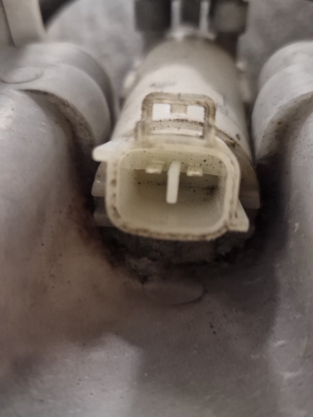 Mitsubishi Outlander PHEV MK3 (RE1) (GG2W) SUV Genuine Washer Bottle HLC-37069