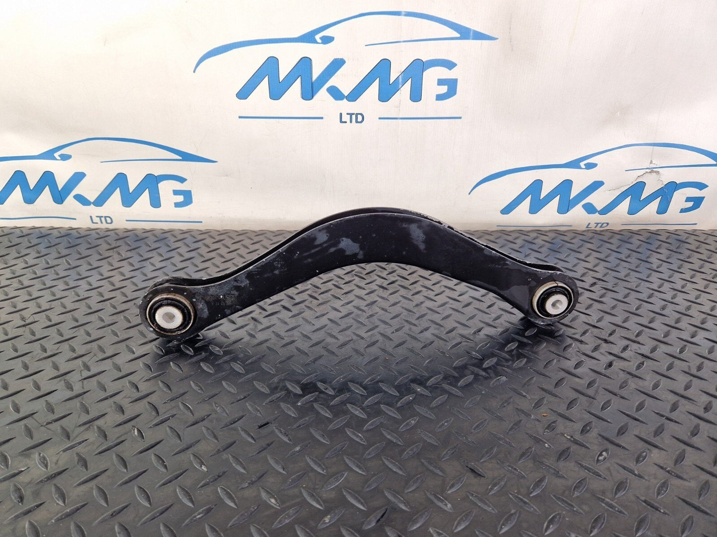 16-19 AUDI A4 B9 GENUINE OEM REAR RIGHT O/S WISHBONE CONTROL ARM 8W0505398F