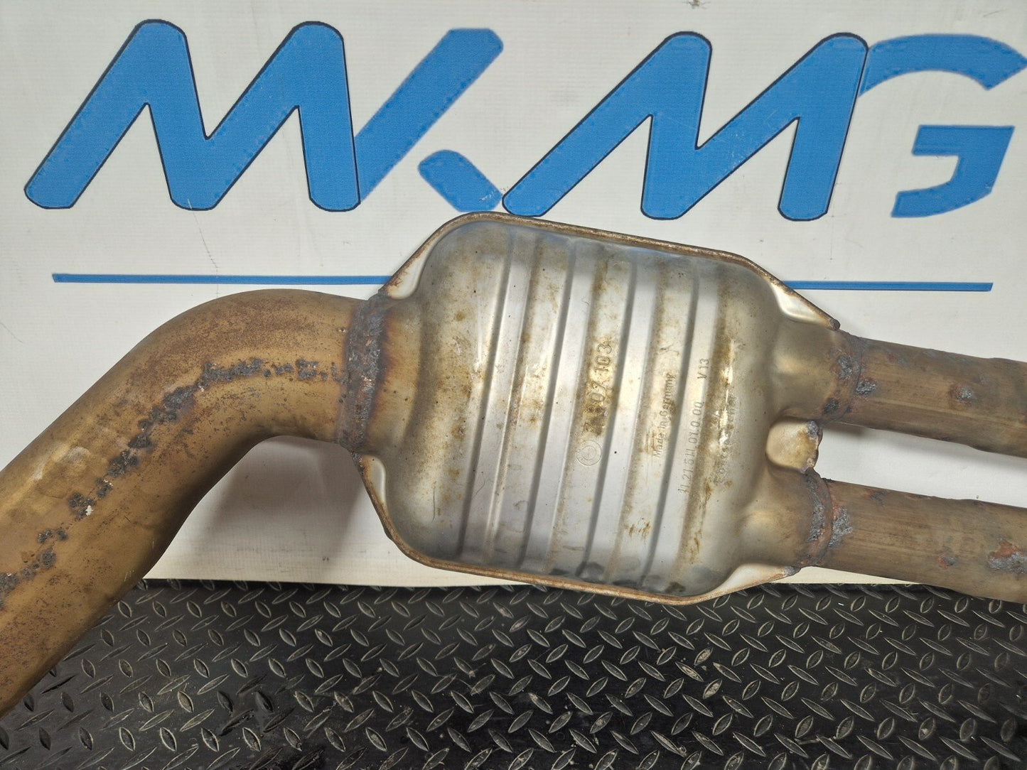 11-18 BMW 6 SERIES F06 640D N57 EXHAUST MIDDLE SECTION 7807103