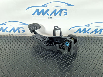 19-ON MERCEDES BENZ A CLASS W177 GENUINE BRAKE PEDAL ASSEMBLY A2472900100