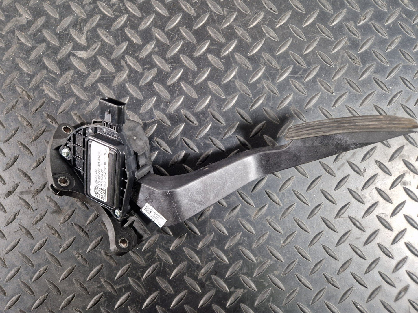 19-ON RANGE ROVER EVOQUE L551 ACCELERATOR THROTTLE PEDAL FK729F836DD