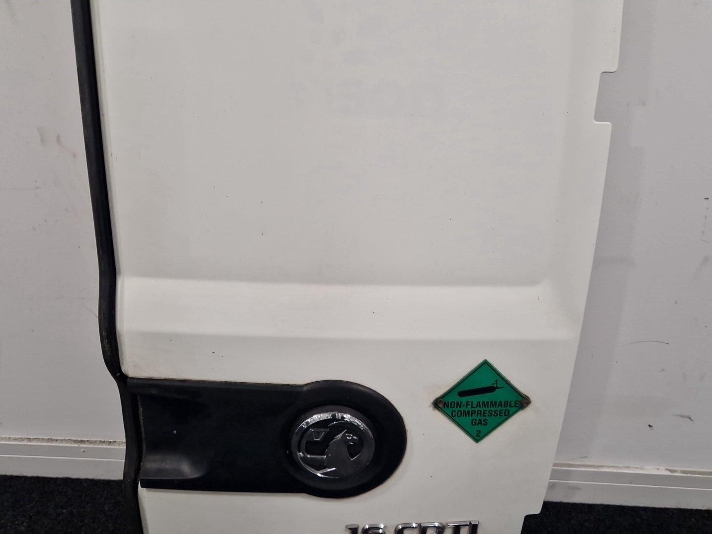 Vauxhall Combo MK3 (D) (61VO) Rear Right O/S Driver Complete Door in White 5PU