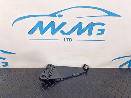 14-20 MERCEDES BENZ GLA 200 X156 REAR RIGHT BUMPER BRACKET HOLDER A1568850814