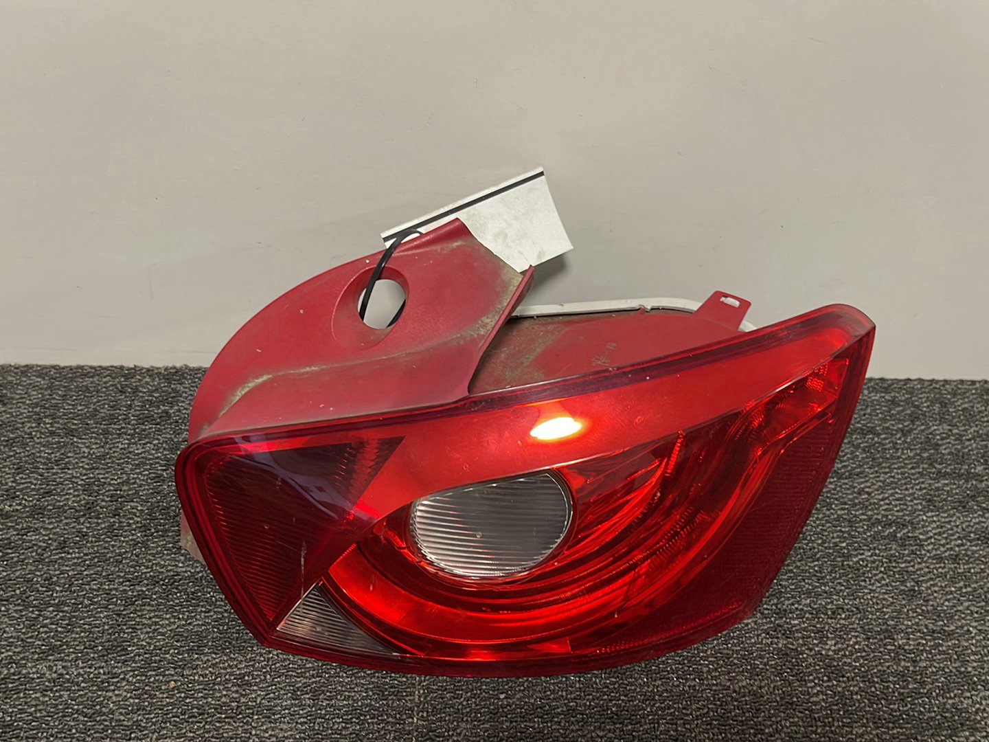 2011 Seat Ibiza MK4 FL- 6J Genuine Rear Right O/S Outer Tail Light 6J4945112B