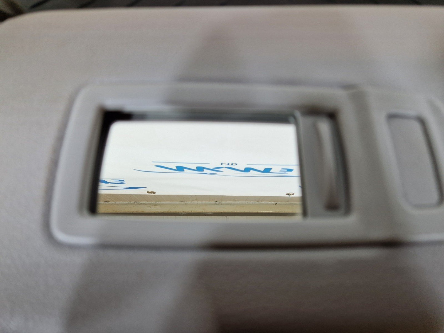 16-22 BMW X1 F48 GENUINE SUN VISOR LEFT PASSENGER SIDE IN GREY 7452561
