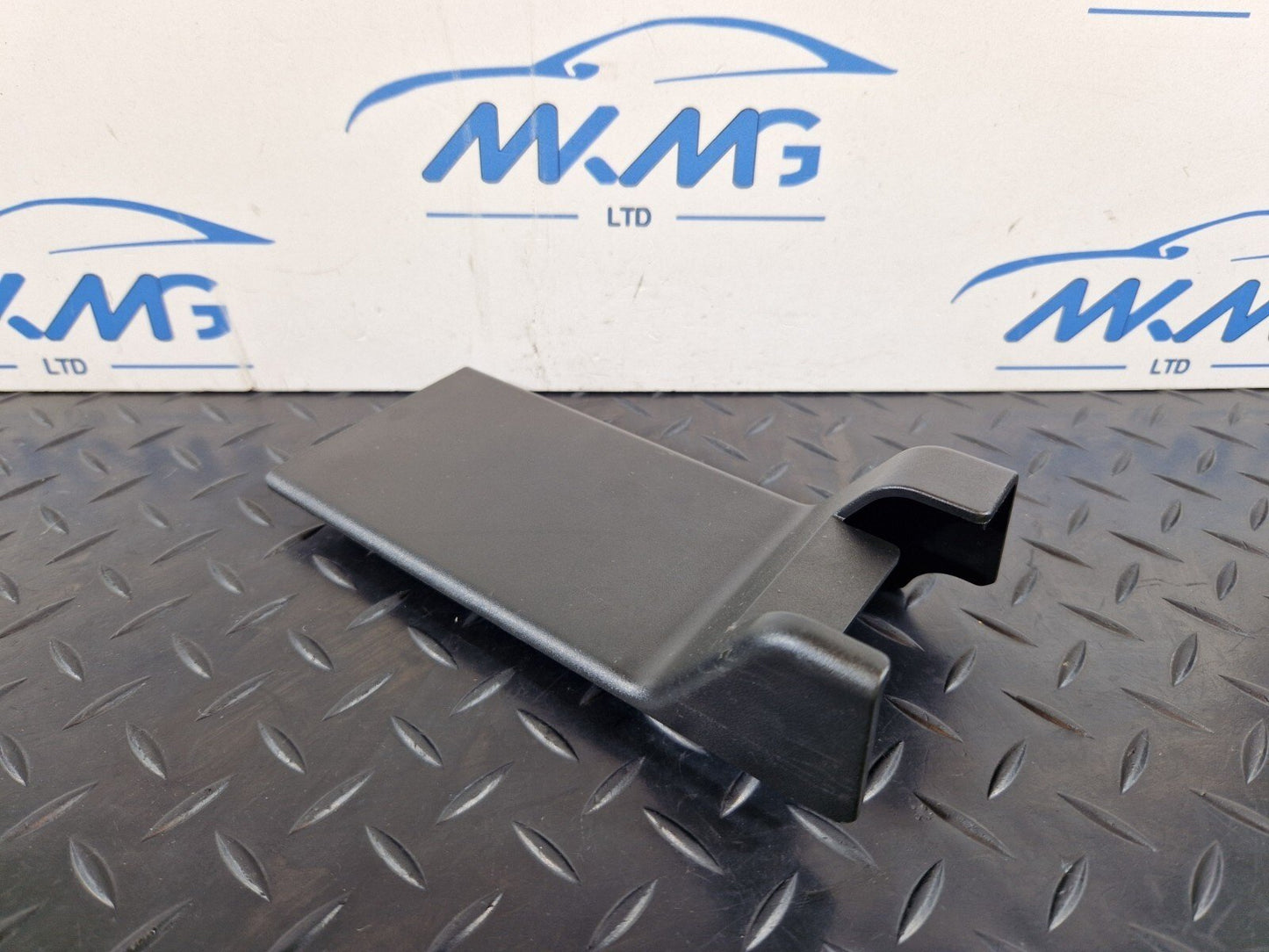 14-21 BMW 2 SERIES 218d GRAN TOURER F46 RIGHT SIDE COVER RAIL INSIDE 7368772