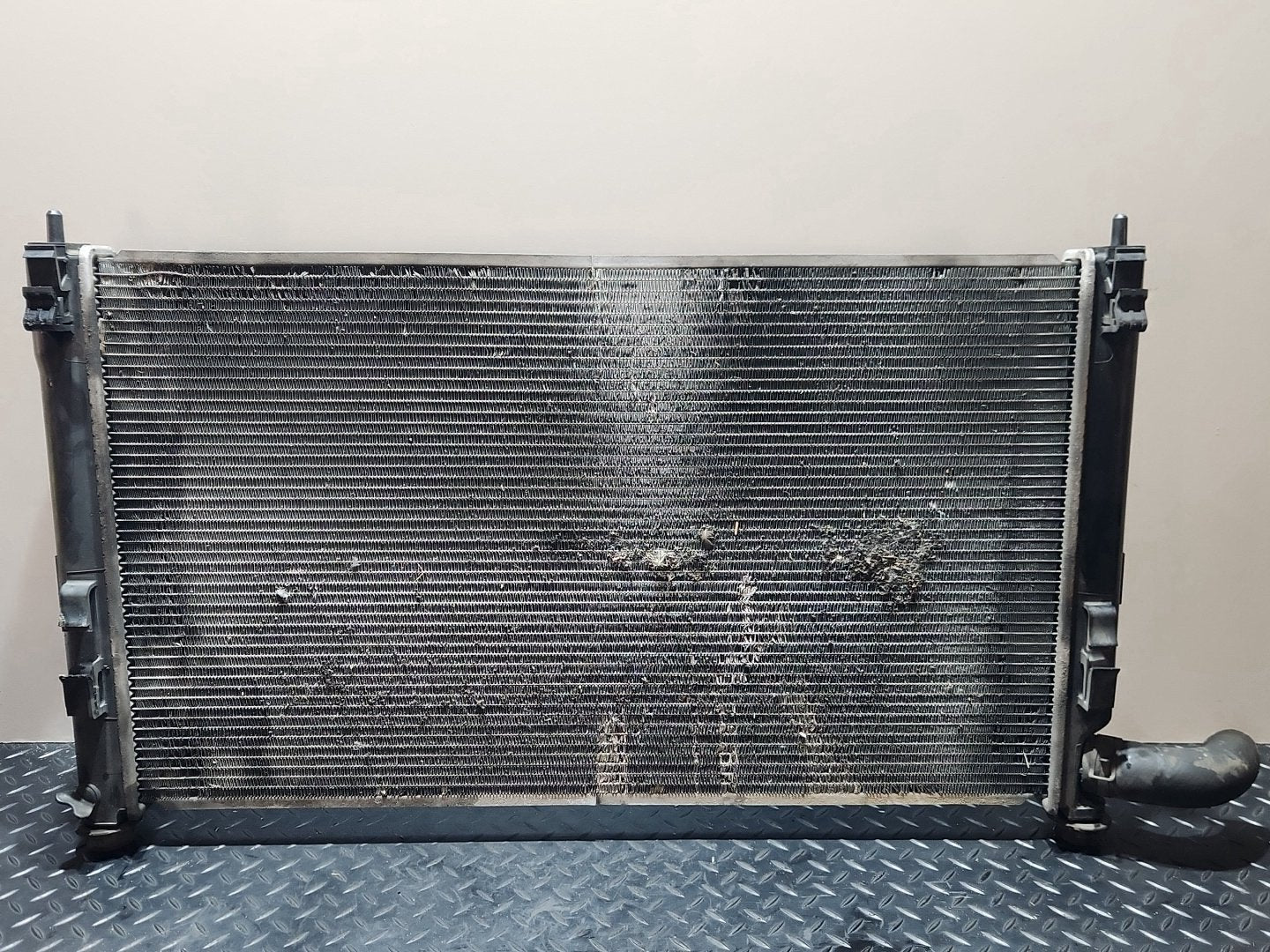 Mitsubishi Lancer 2L Diesel 103kw BKD Genuine Cooling A/C Air Con Radiator