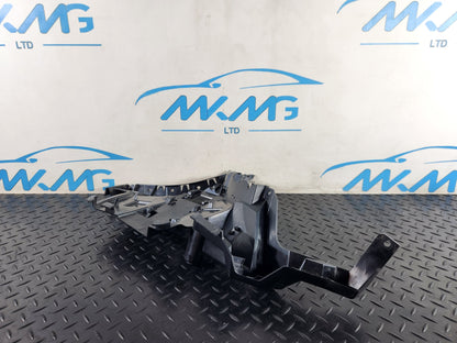 Land Rover Range Rover Evoque L551 Right Side Rear Bumper Bracket M8D2-17B930-A