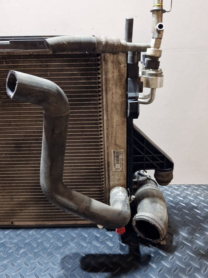 Volvo C30 2.0LL Diesel kw D5204T5 Genuine Engine Cooling Radiator 3M51-8005-DB