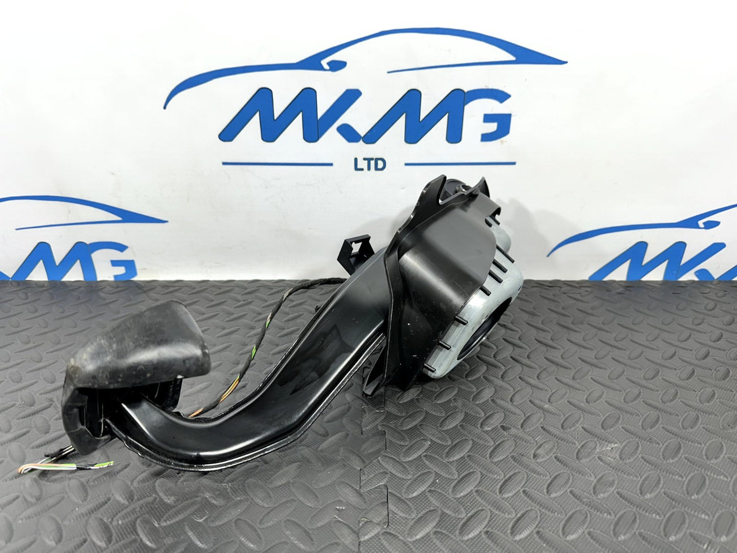 14-21 MERCEDES BENZ C300 W205 GENUINE BRAKE PEDAL ASSEMBLY A2052920308