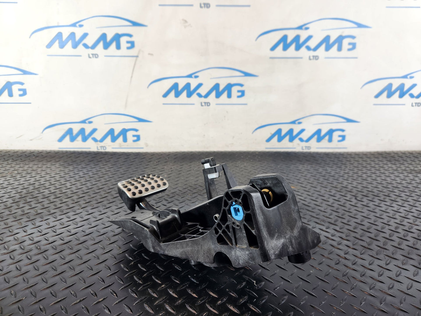 Mercedes-Benz B200d B-Class W247 Automatic Brake Pedal Assembly Unit A2472902600