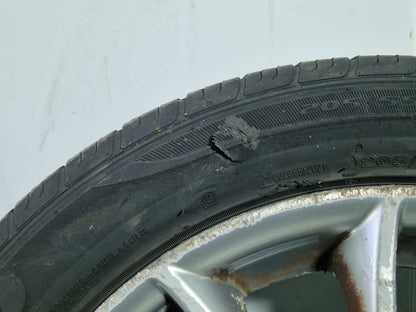 Volvo S40 MK2 (MS) 17" Alloy Wheel with Tyre 205/55/17 ~4mm 30671414