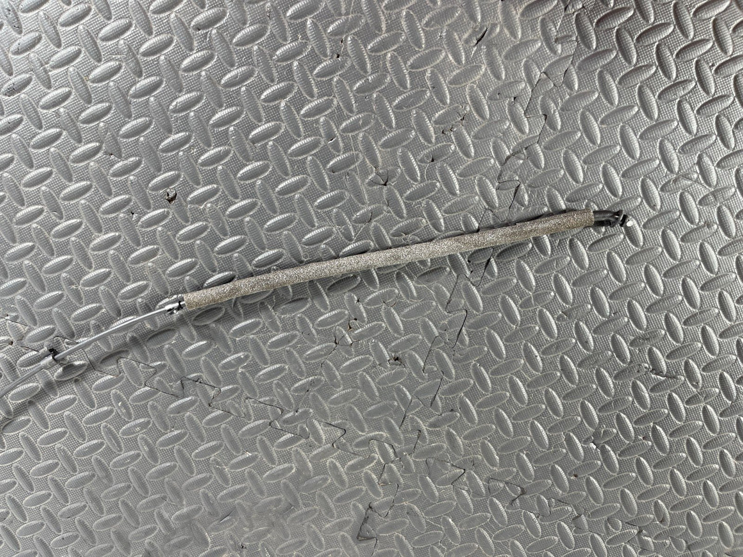 16-19 AUDI A4 B9 ESTATE GENUINE REAR LEFT SEAT RELEASE CABLE 8W9885681