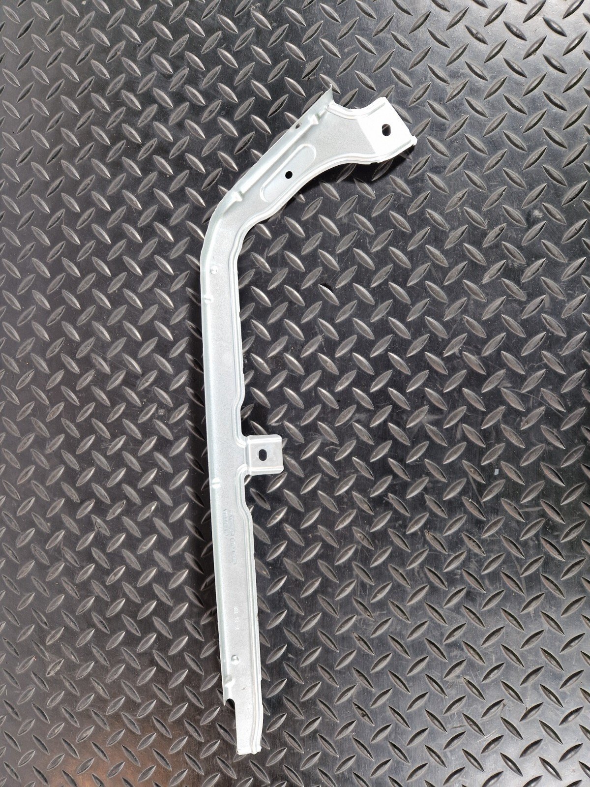11-18 BMW 6 SERIES F06 GENUINE DASHBOARD CROSS MEMBER/FRAME BAR 9182927