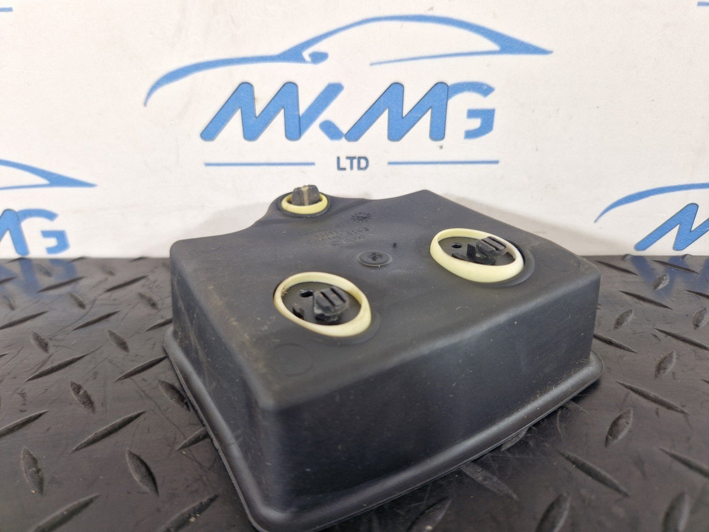 Audi Unknown Part Type 4M0959792E4M0959792C