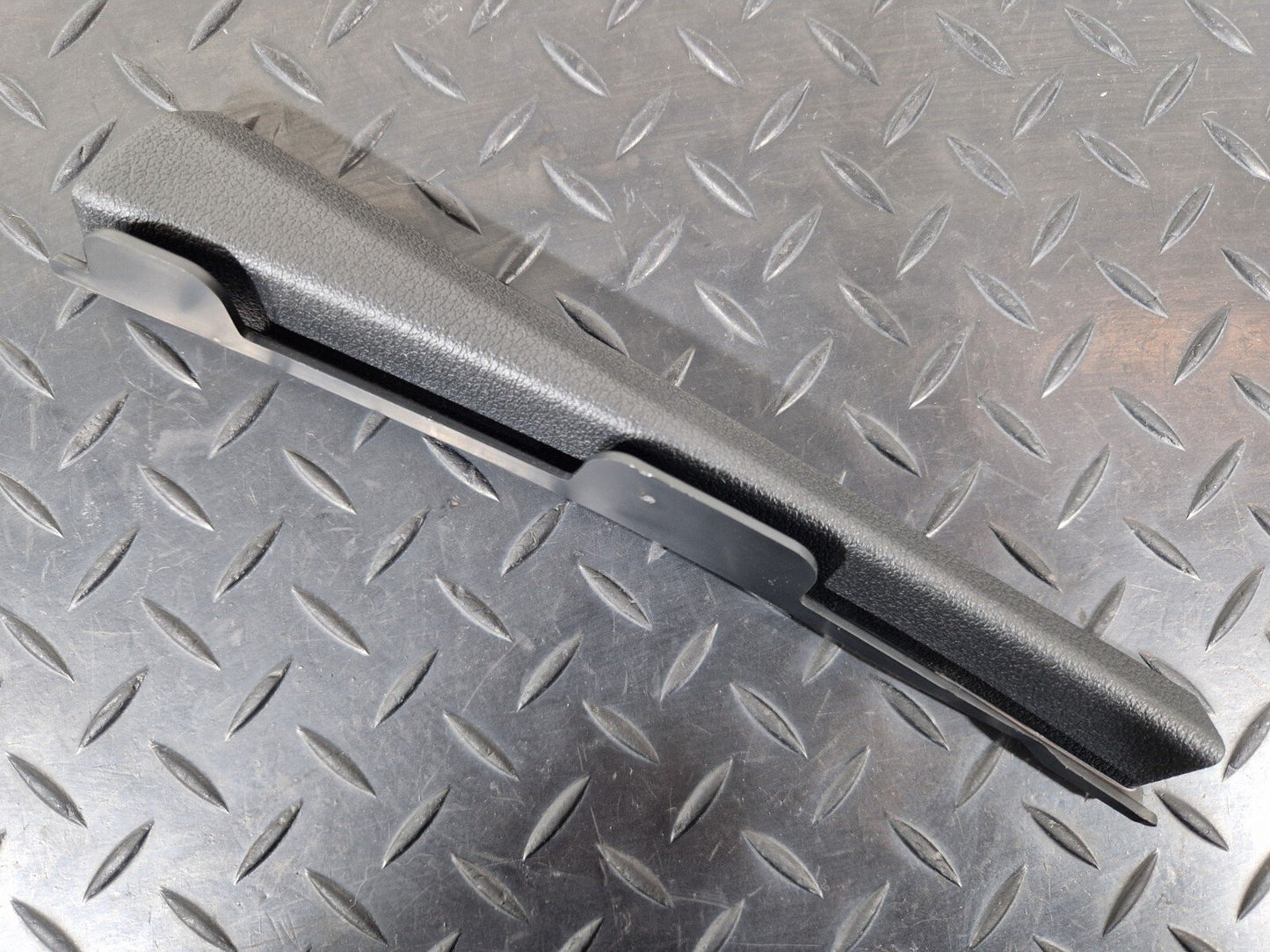 16-19 AUDI A4 B9 LEFT SIDE FRONT A PILLAR TRIM 8W0868203A